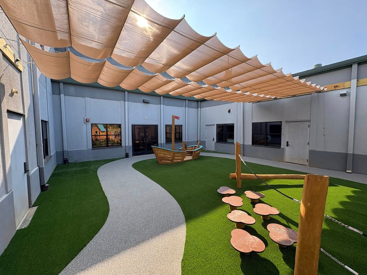 Indoor School Courtyard Play Area