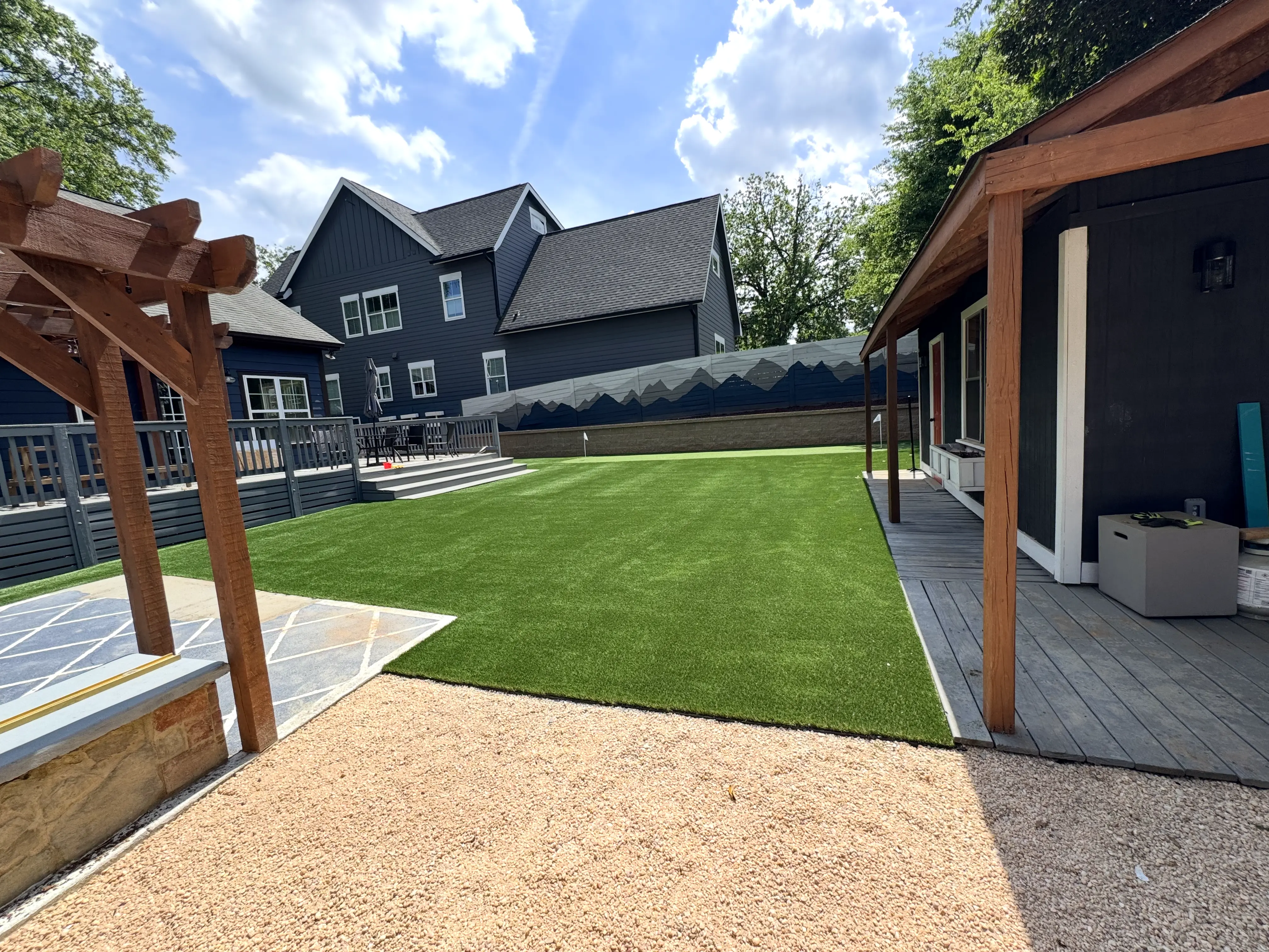 Backyard Lawn with Pergola & Putting Cup